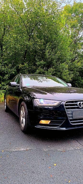 Gebraucht Audi A4 Comfort 177 PS (130 kW) 2014 Schwarz Kombi