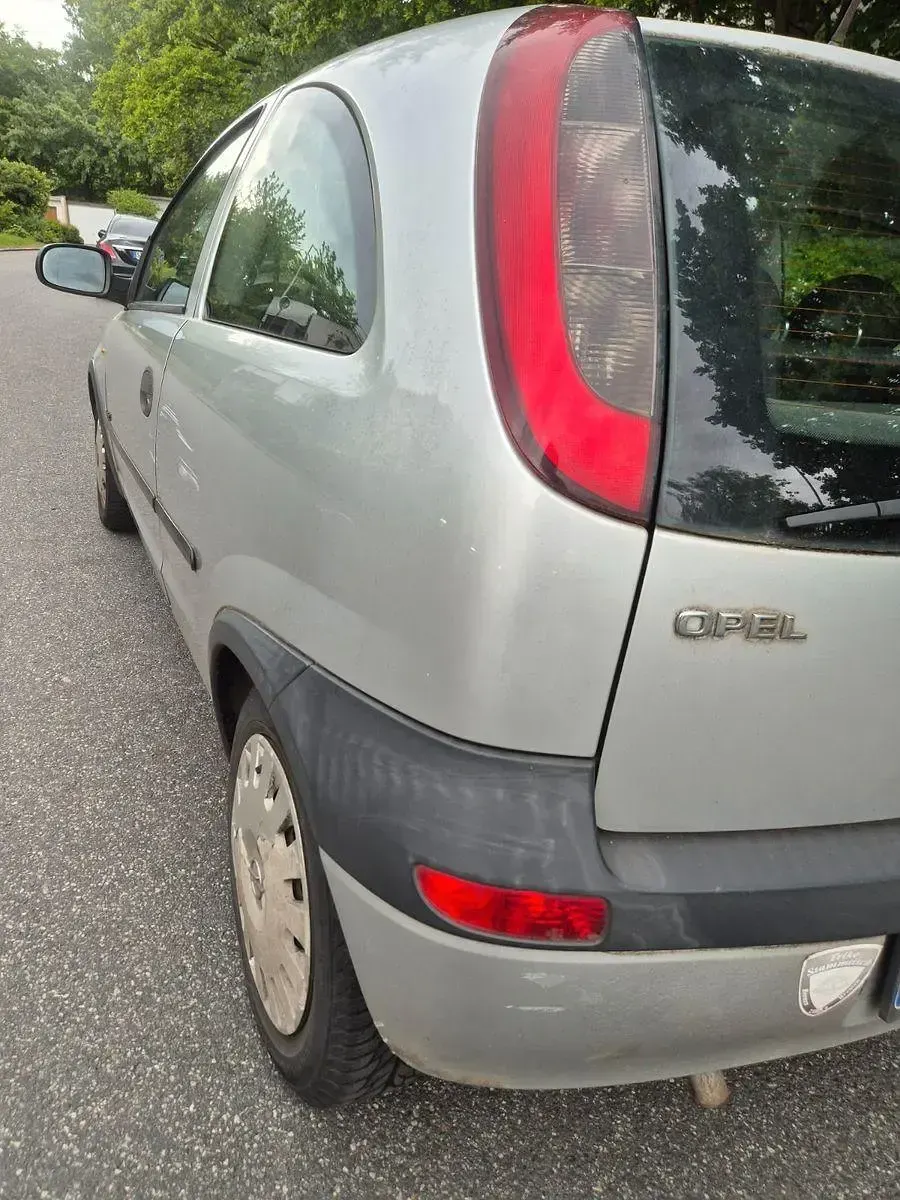 Gebraucht Opel Corsa 58 PS (42 kW) 2002 Silber Kleinwagen