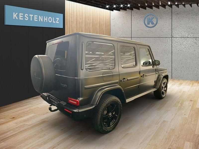 Gebraucht Mercedes G500 421 PS (309 kW) 2020 G manufaktur nachtschwarz magn SUV