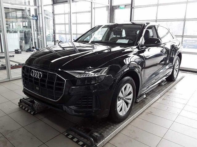 Tiefschwarz Gebraucht 2021 Audi Q8 Ambiente SUV | 49.930 € (Superpreis) - Bild 1/2