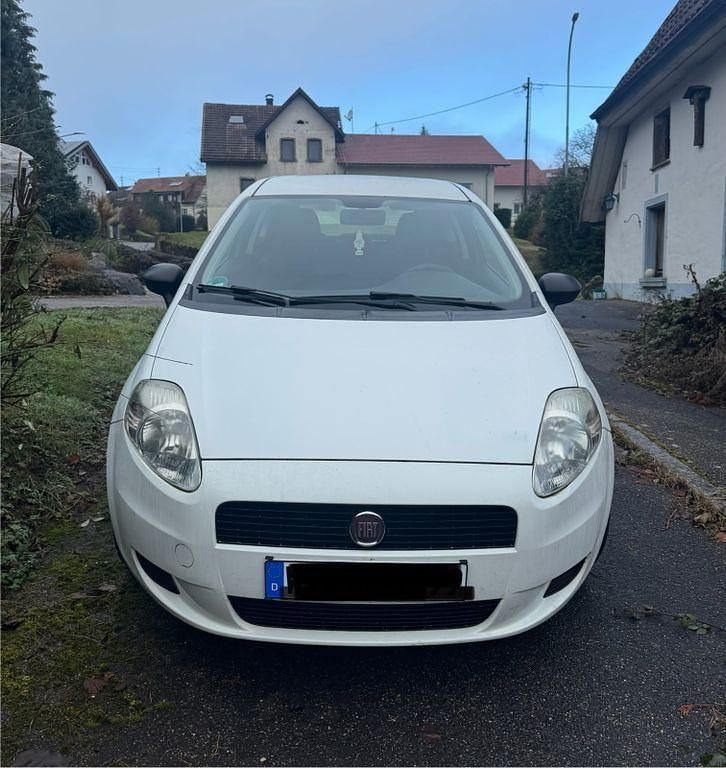 Gebraucht Fiat Grande Punto 77 PS (56 kW) 2009 Weiß Kleinwagen