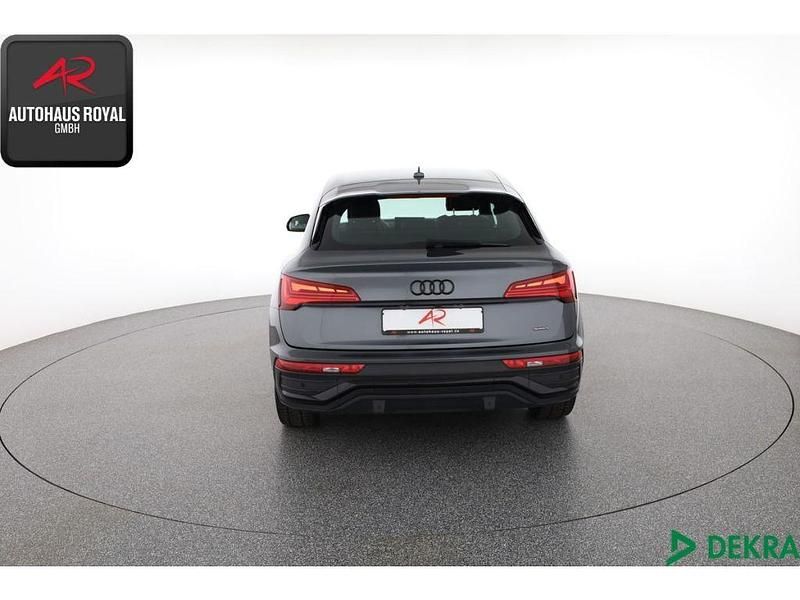 Gebraucht Audi Q5 Sportback S-Line 265 PS (194 kW) 2022 Grau (metallic) SUV