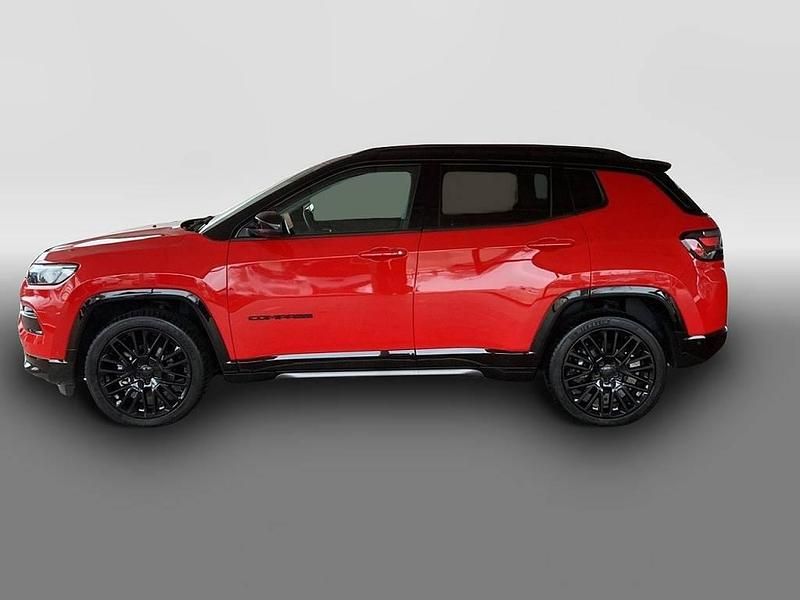Gebraucht Jeep Compass 131 PS (96 kW) 2024 Rot SUV