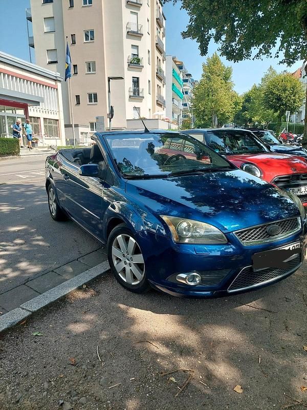 Blau Gebraucht 2007 Ford Focus Cabriolet Cabrio | 6.500 € - Bild 1/4