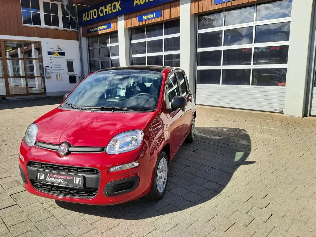 Neu Fiat Panda Icon 69 PS (50 kW) 2026 Rot Kleinwagen