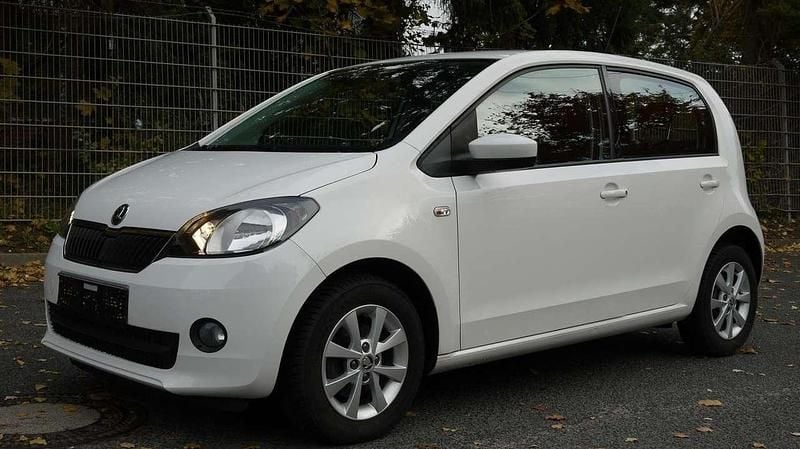 Weiß Gebraucht 2015 Skoda Citigo Style Kleinwagen | 7.750 € (Guter Preis) - Bild 1/4