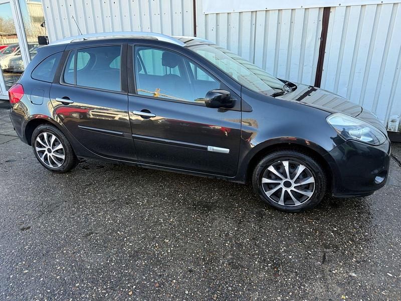 Gebraucht Renault Clio II Dynamique 86 PS (63 kW) 2009 Schwarz Kleinwagen