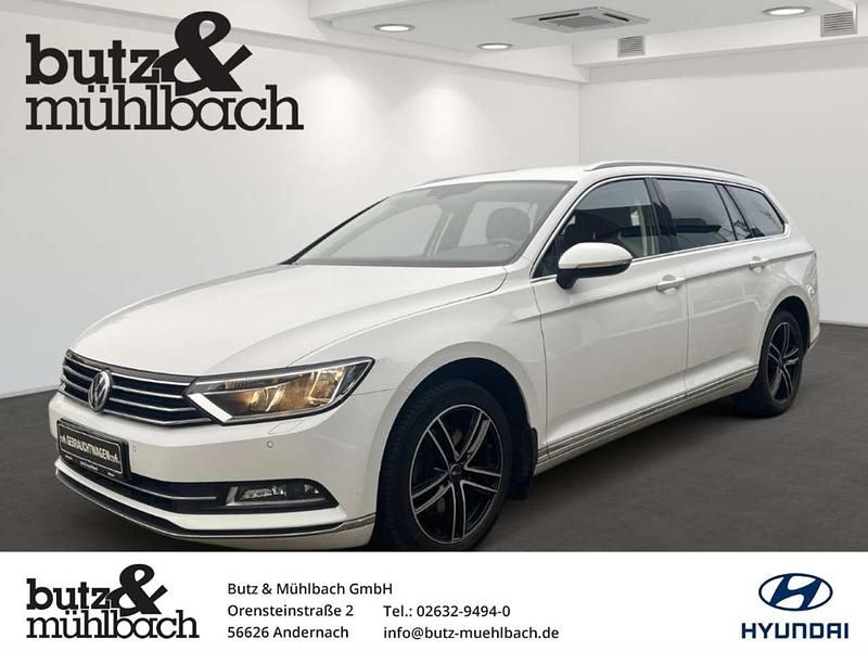 Weiß Gebraucht 2019 VW Passat Highline Kombi | 21.790 € (Etwas zu teuer) - Bild 1/3