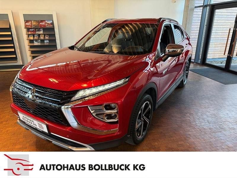 Gebraucht Mitsubishi Eclipse Cross Edition 188 PS (138 kW) 2021 Dynamik rot (d) SUV