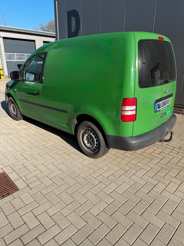 Gebraucht VW Caddy 102 PS (75 kW) 2011 Grün Van / Kleinbus