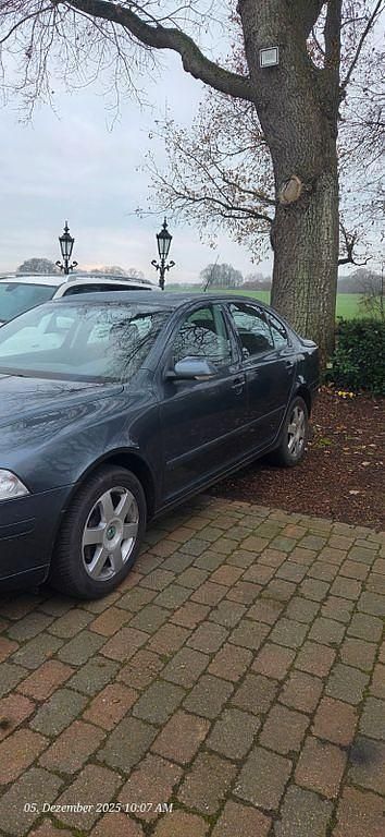 Gebraucht Skoda Octavia Elegance 116 PS (85 kW) 2008 Grau Limousine