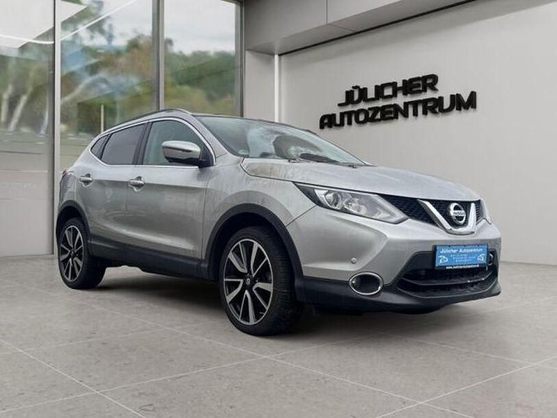 Silber Gebraucht 2014 Nissan Qashqai +2 SUV | 5.990 € - Bild 1/4