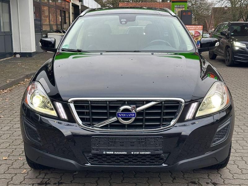 Gebraucht Volvo XC60 Summum 163 PS (119 kW) 2011 Schwarz SUV