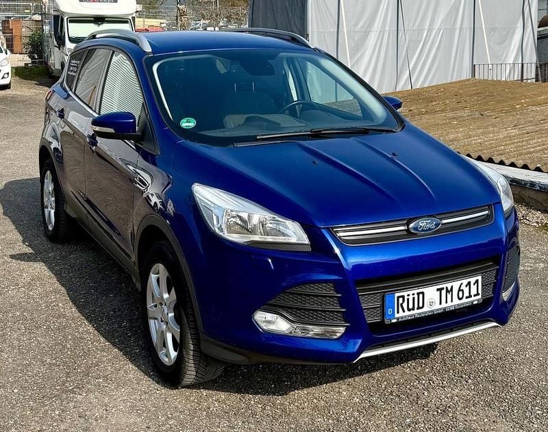 Gebraucht Ford Kuga SYNC Edition 150 PS (110 kW) 2015 Blau SUV