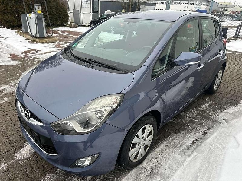 Gebraucht Hyundai ix20 90 PS (66 kW) 2012 Other Kleinwagen
