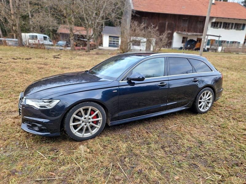 Gebraucht Audi A6 Ambiente 272 PS (200 kW) 2016 Blau Kombi