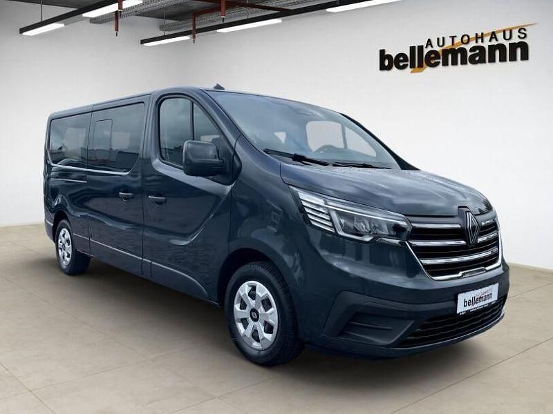 Gebraucht Renault Trafic Evolution 150 PS (110 kW) 2024 Grau Van / Kleinbus