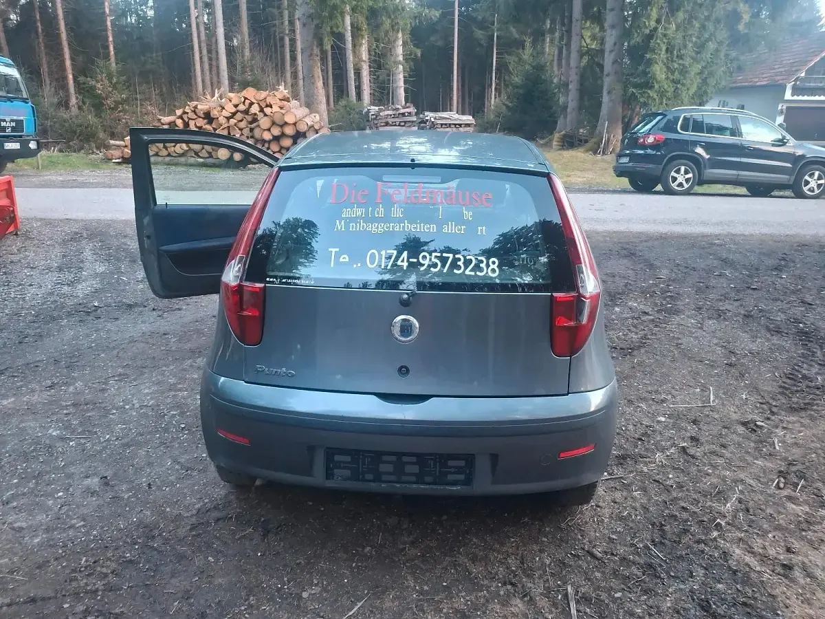 Gebraucht Fiat Punto 60 PS (44 kW) 2003 Silber Kleinwagen