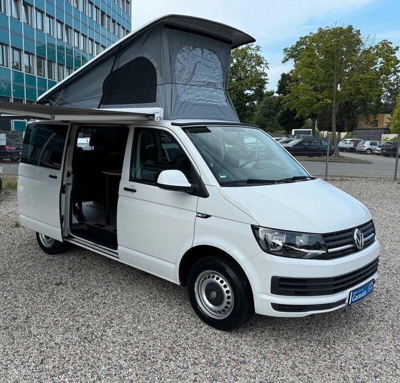 Grau Gebraucht 2016 VW T6.1 California Van | 44.980 € - Bild 1/4