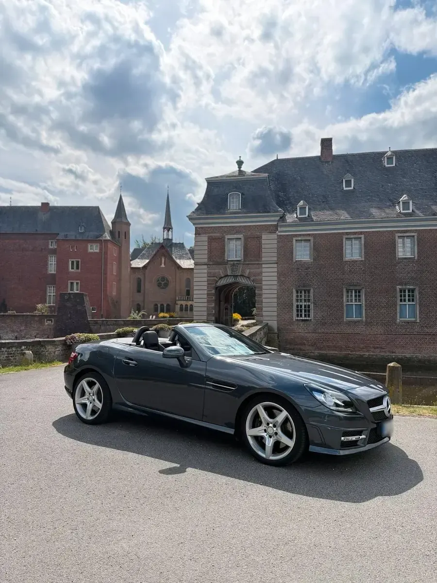 Gebraucht Mercedes SLK250 AMG 204 PS (150 kW) 2013 Grau Cabrio