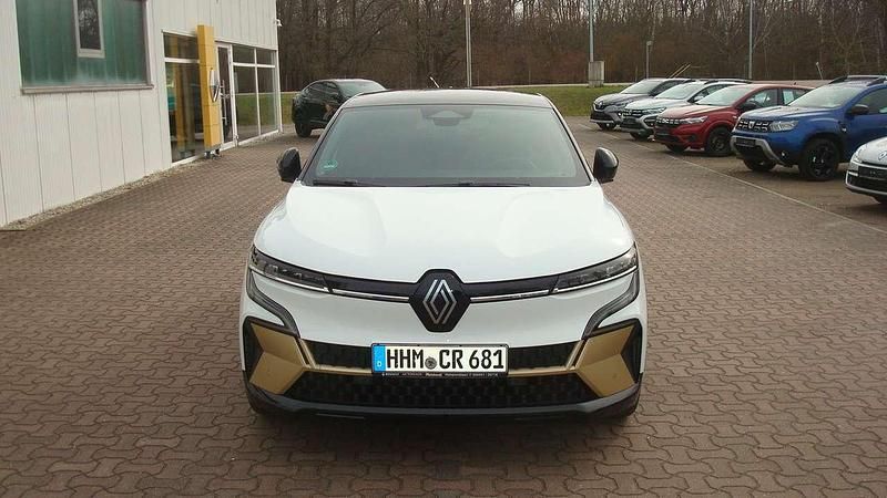 Weiß Gebraucht 2022 Renault Mégane Iconic Limousine | 39.900 € - Bild 1/4