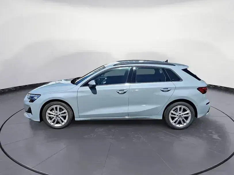 Gebraucht Audi A3 Advanced Plus 116 PS (85 kW) 2025 Grau Limousine
