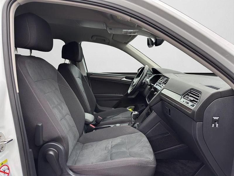 Gebraucht VW Tiguan Allspace Elegance 200 PS (147 kW) 2022 Pure white SUV