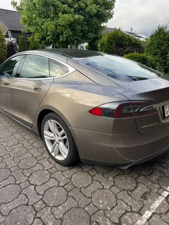 Gebraucht Tesla Model S 278 kW (378 PS) 2015 Beige Kleinwagen