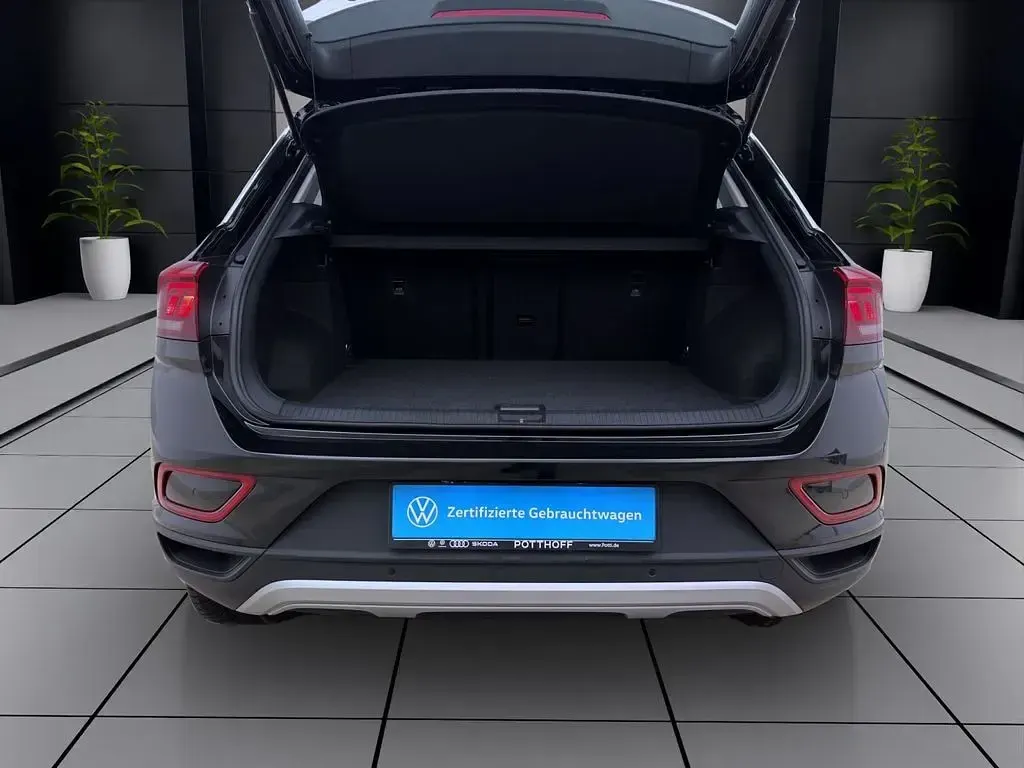 Usata VW T-Roc Life 116 CV (85 kW) 2025 Nero SUV