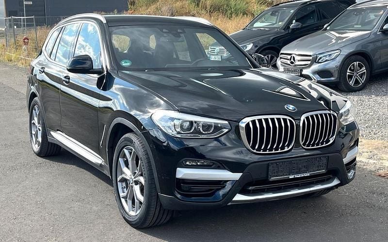 Schwarz Gebraucht 2021 BMW X3 xLine SUV | 23.900 € - Bild 1/4