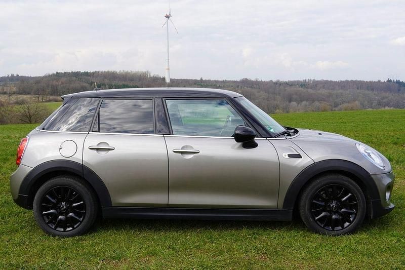 Gebraucht Mini Cooper 136 PS (100 kW) 2018 Silber Kleinwagen