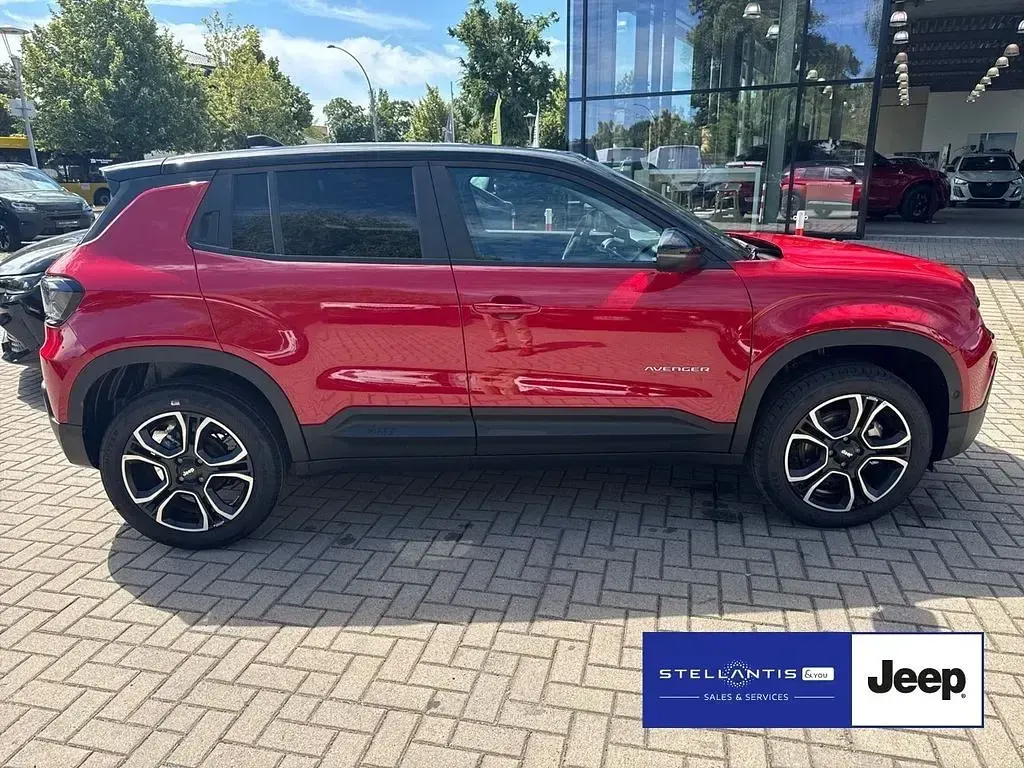 Neu Jeep Avenger Altitude 101 PS (74 kW) 2026 Schwarz SUV