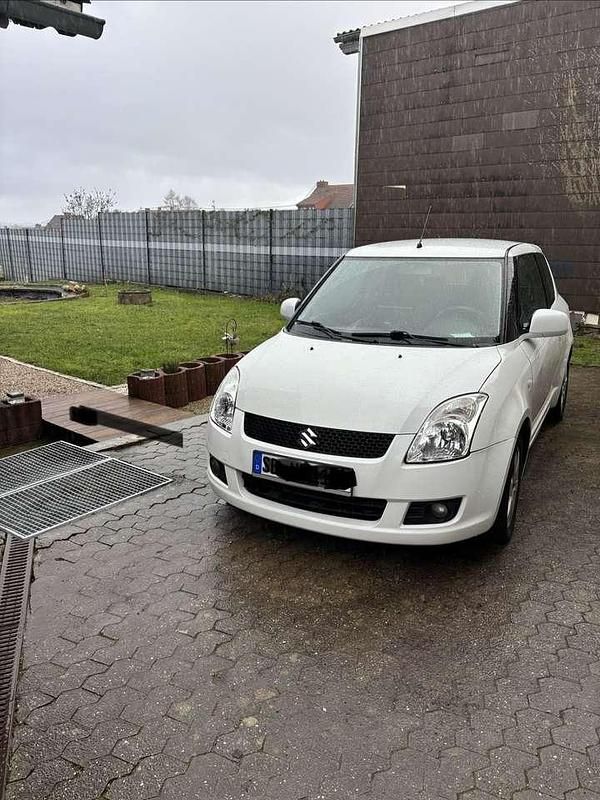 Gebraucht Suzuki Swift Comfort 92 PS (67 kW) 2010 Kleinwagen