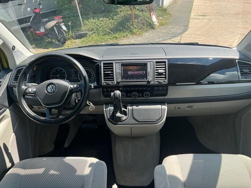 Gebraucht VW California Beach 199 PS (146 kW) 2019 Gelb Van