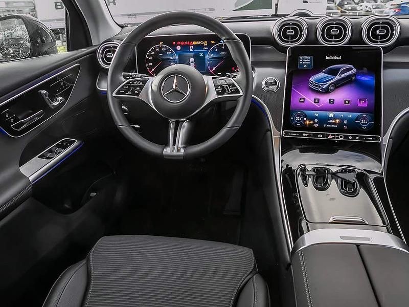 Gebraucht Mercedes GLC200 Advanced Plus 204 PS (150 kW) 2024 Grau SUV