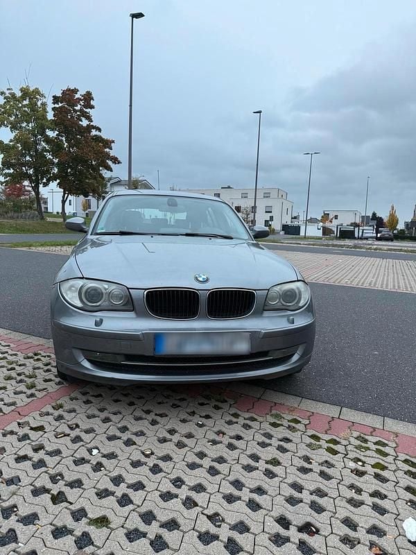 Gebraucht BMW 118 143 PS (105 kW) 2008 Grau Kleinwagen