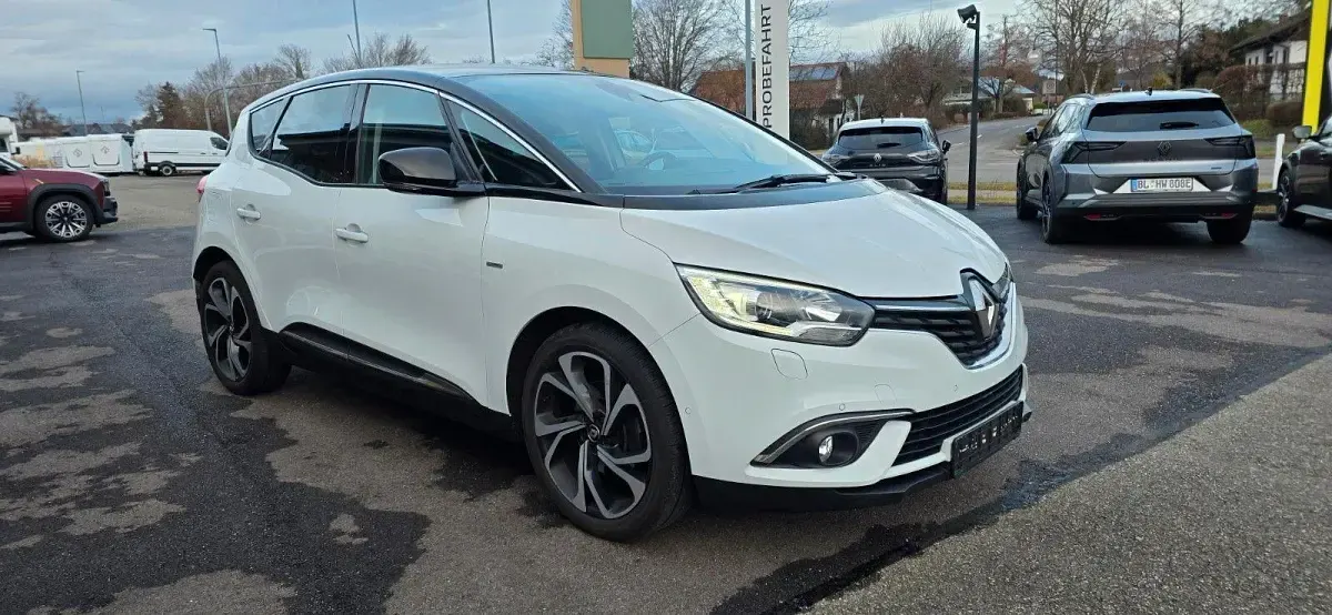 Usata Renault Scenic E-Tech Bose Edition 140 CV (102 kW) 2018 Bianco Monovolume
