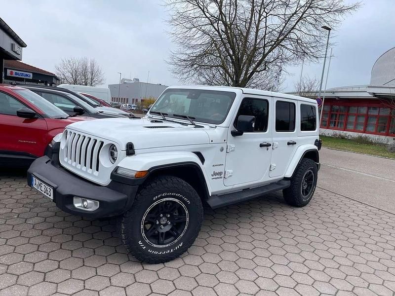 Weiß Gebraucht 2021 Jeep Wrangler Unlimited Sahara SUV | 44.500 € (Fairer Preis) - Bild 1/4