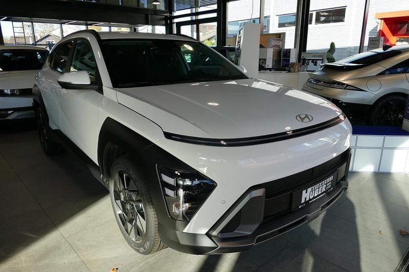 Gebraucht Hyundai Kona Trend 141 PS (103 kW) 2023 Weiß SUV