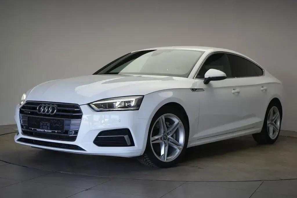 Używany Audi A5 S-Line 190 KM (139 kW) 2018 Biały Coupe