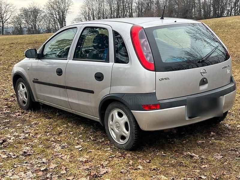 Gebraucht Opel Corsa 75 PS (55 kW) 2001 Silber Kleinwagen