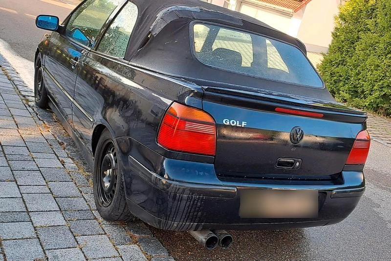 Gebraucht VW Golf Cabriolet 116 PS (85 kW) 2001 Blau Cabrio
