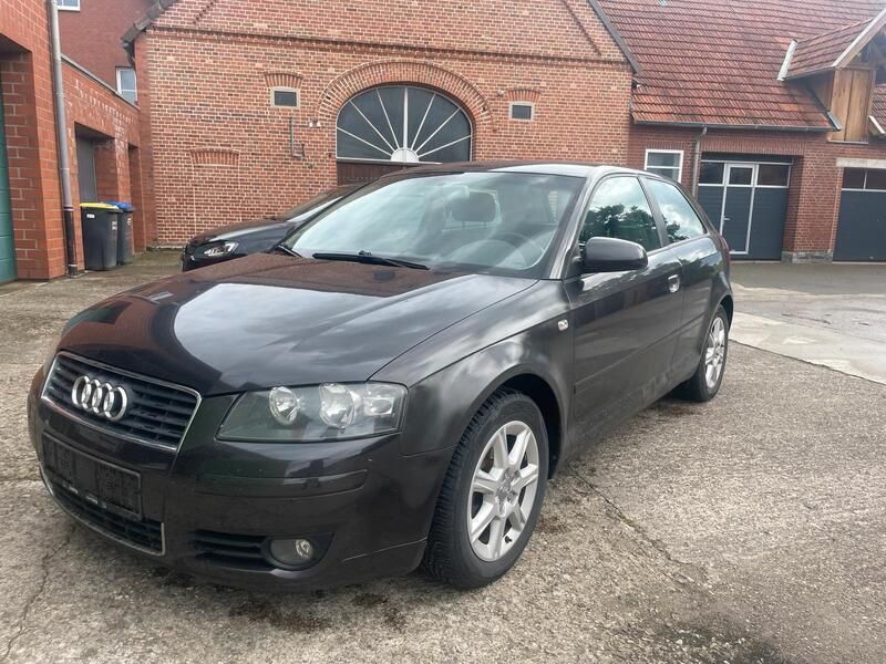 Schwarz Gebraucht 2004 Audi A3 Kleinwagen | 850 € (Superpreis) - Bild 1/4