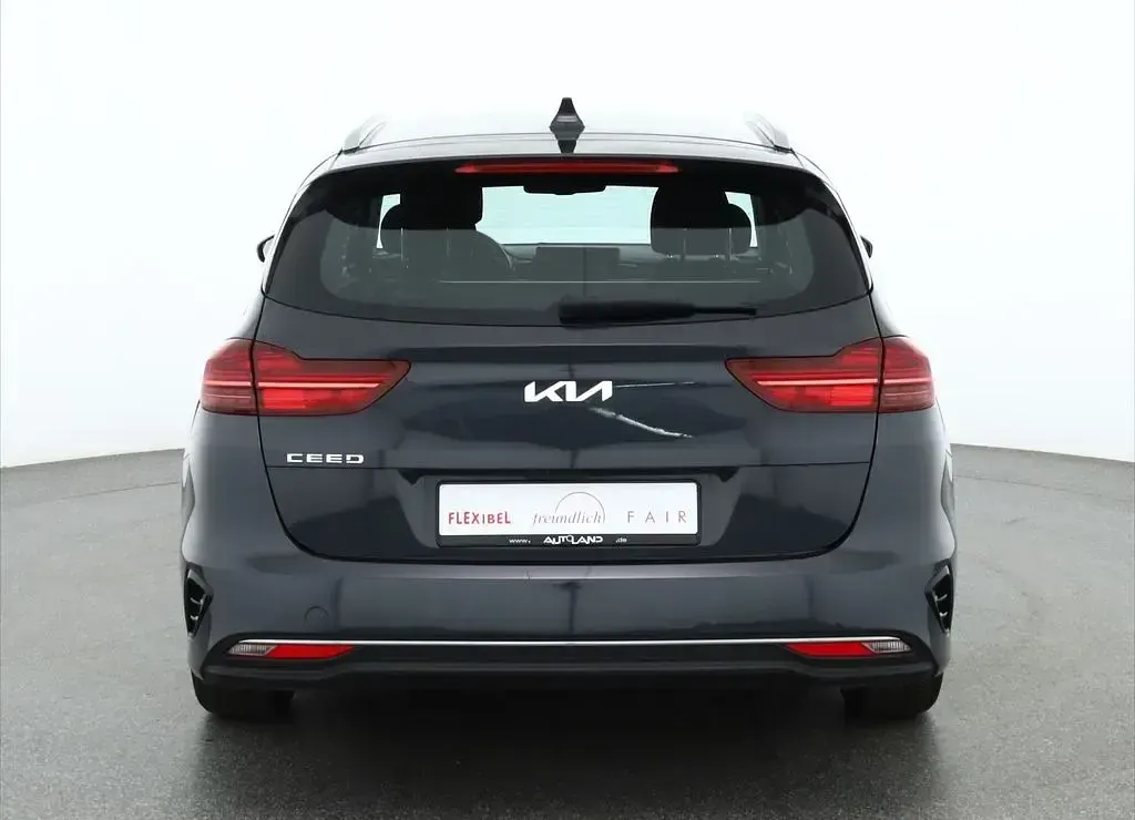 Gebraucht Kia Ceed 136 PS (100 kW) 2021 Silber Kleinwagen