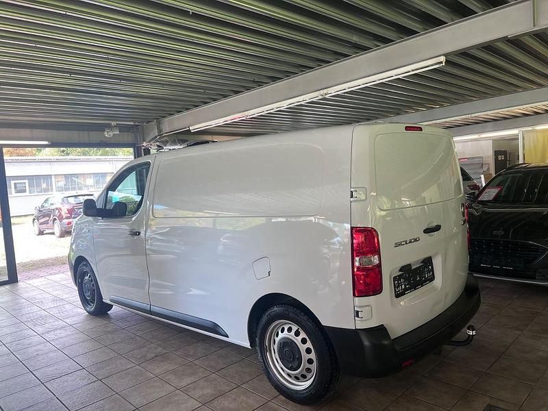 Gebraucht Fiat Scudo Basis 102 PS (75 kW) 2022 Weiß Van