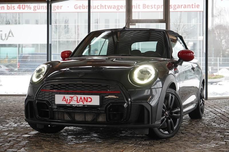 Gebraucht Mini John Cooper Works 231 PS (169 kW) 2023 Schwarz Kleinwagen