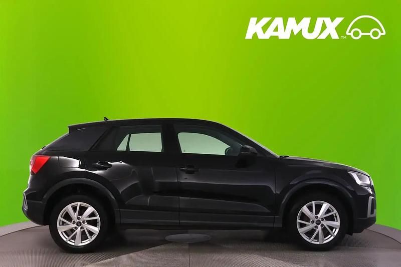Gebraucht Audi Q2 Advanced Plus 150 PS (110 kW) 2023 Schwarz SUV