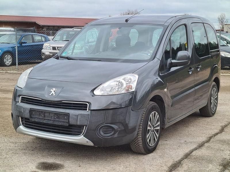 Grau Gebraucht 2014 Peugeot Partner Tepee Style Van / Kleinbus | 6.800 € (Guter Preis) - Bild 1/4