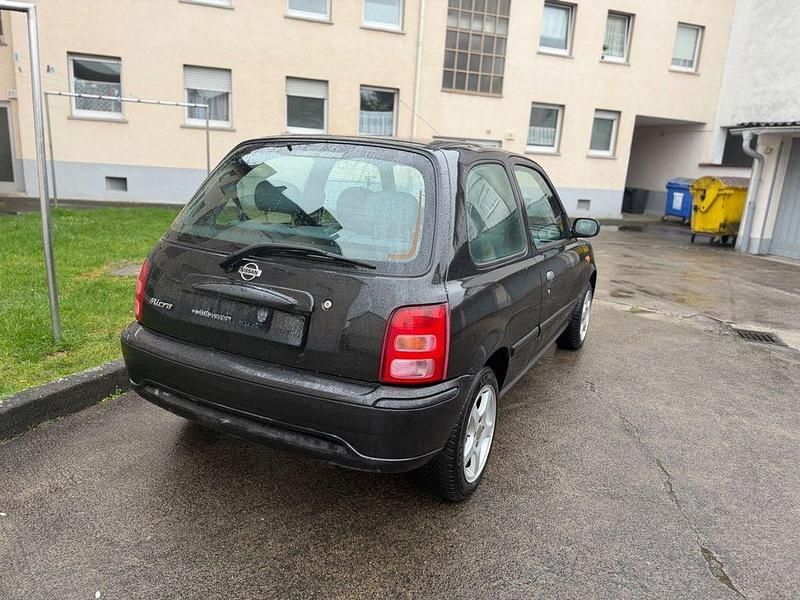 Gebraucht Nissan Micra Comfort 60 PS (44 kW) 2002 Schwarz Kleinwagen