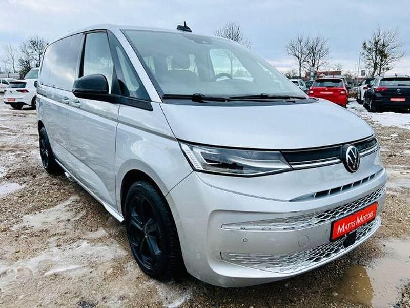 Usata VW Multivan 150 CV (110 kW) 2024 Andere Monovolume